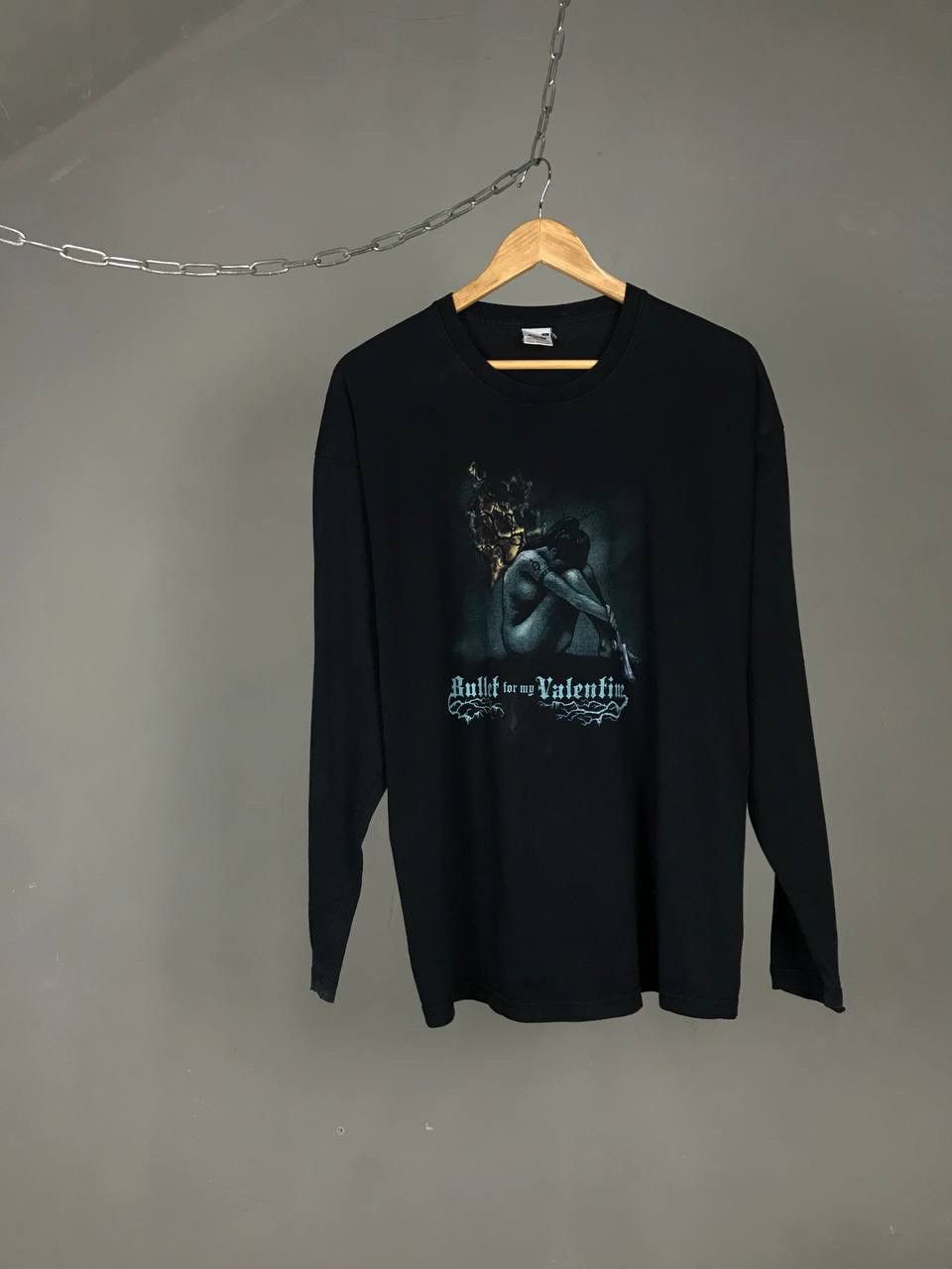 Band Tees Bullet for my Valentine vintage rock band longsleeve Size US XL / EU 56 / 4 - 1 Thumbnail