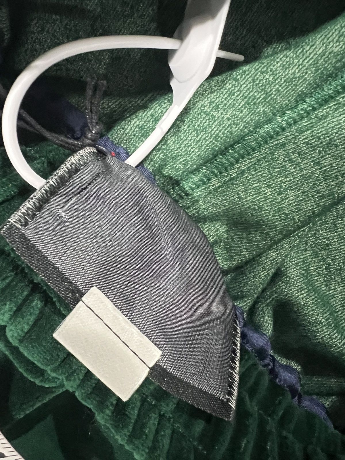Gucci Gucci embroidered oversized pants. S. $1400 Size US 32 / EU 48 - 8 Thumbnail