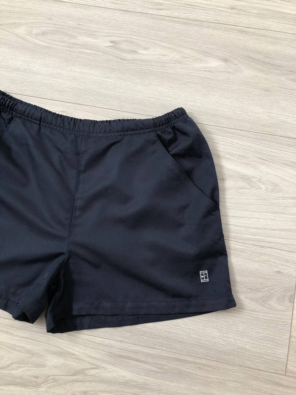 Nike Vintage 90’s Nike court shorts Size US 34 / EU 50 - 2 Thumbnail