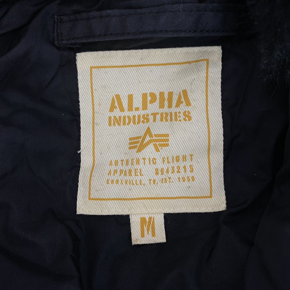 Alpha Industries × Vintage Vintage ALPHA INDUSTRIES USA Furred Hood Quilted Navy Parka Size US M / EU 48-50 / 2 - 3 Thumbnail