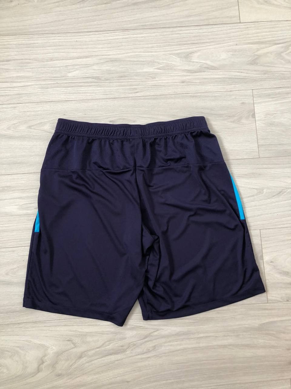 Other Luke Sport Aston Villa FC Home Shorts Size US 38 / EU 54 - 3 Thumbnail
