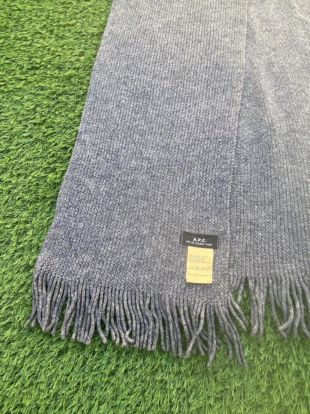 A.P.C. Vintage APC Muffler Scarve Size ONE SIZE - 1 Thumbnail
