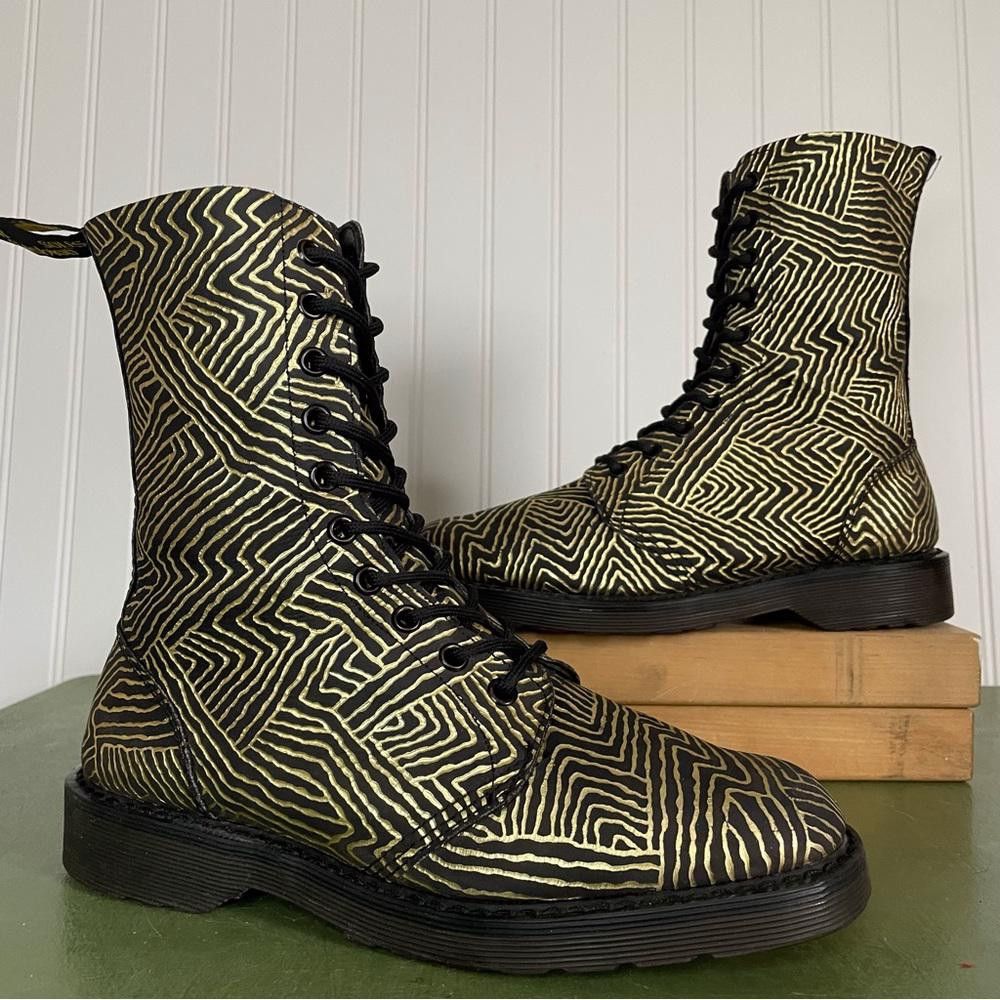 Dr. Martens VTG England Dr Martens x Nana Leather Hot Stamped