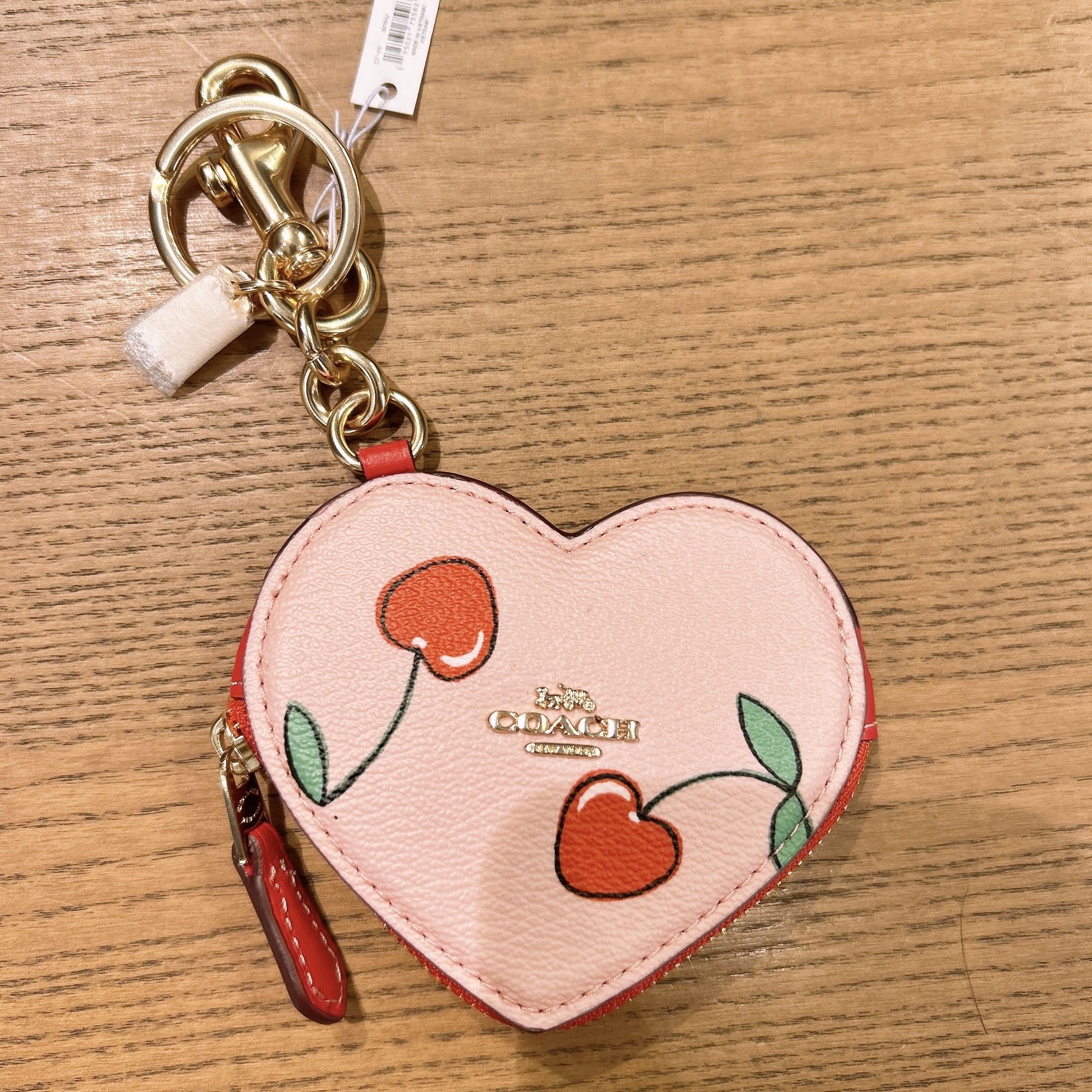 Coach Heart top Pouch With Heart Cherry Print