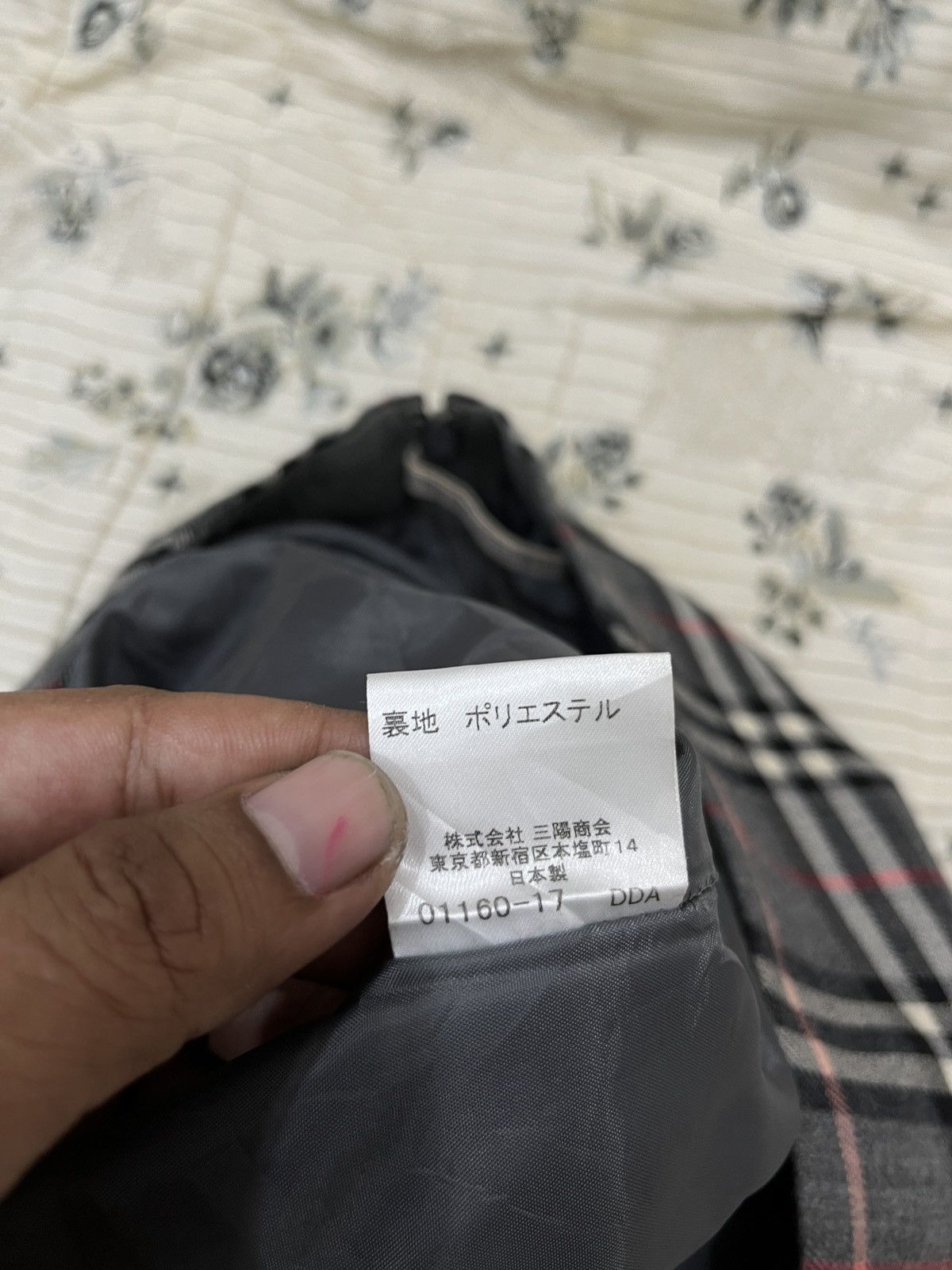 Burberry (Rrr). BURBERRY BLUE LABEL NOVA CHECK SKIRTS Size 28" / US 6 / IT 42 - 10 Thumbnail