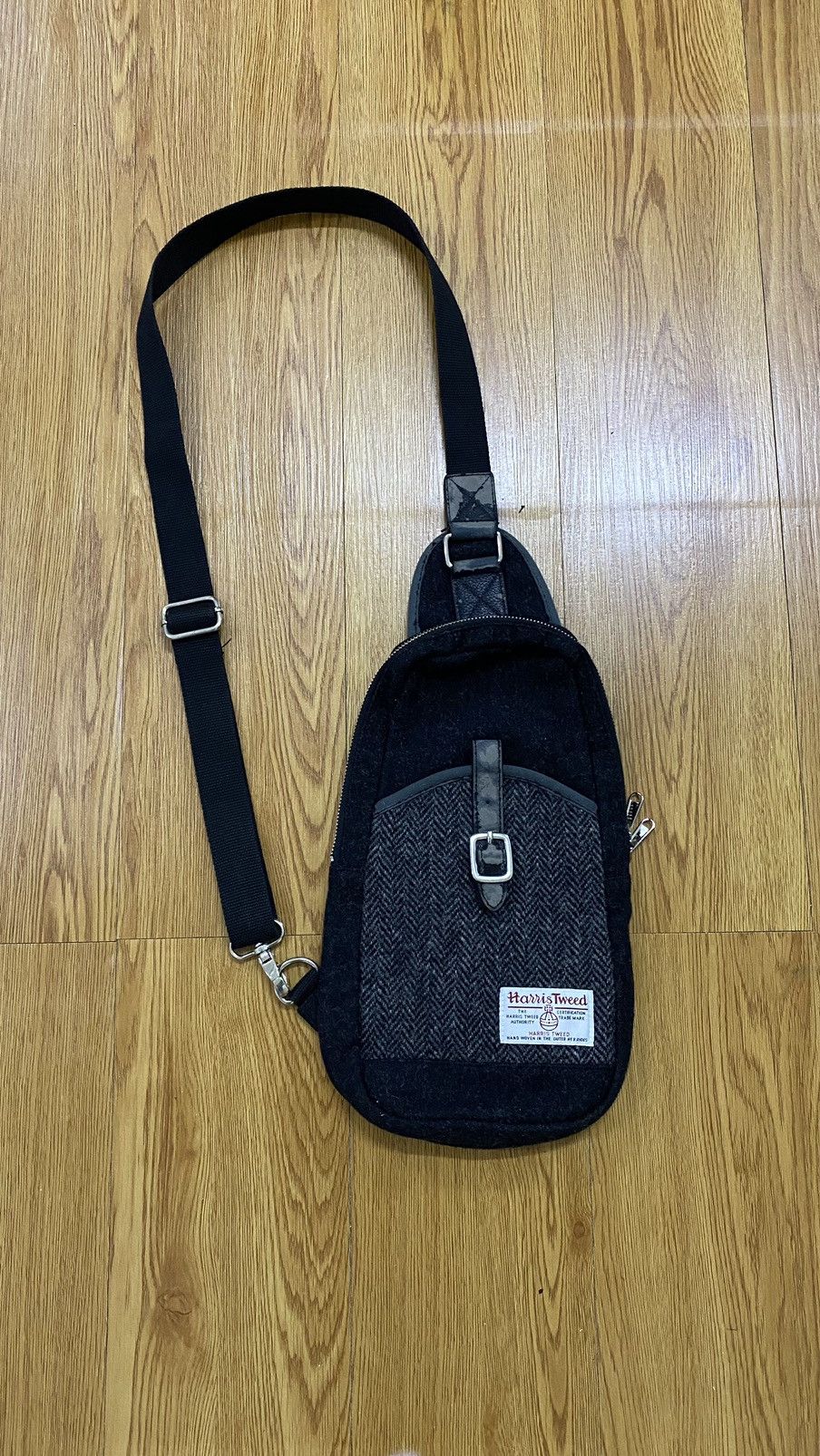 Beams Plus × Harris Tweed × Japanese Brand Harris Tweed x Beams Sling bag Size ONE SIZE - 1 Thumbnail