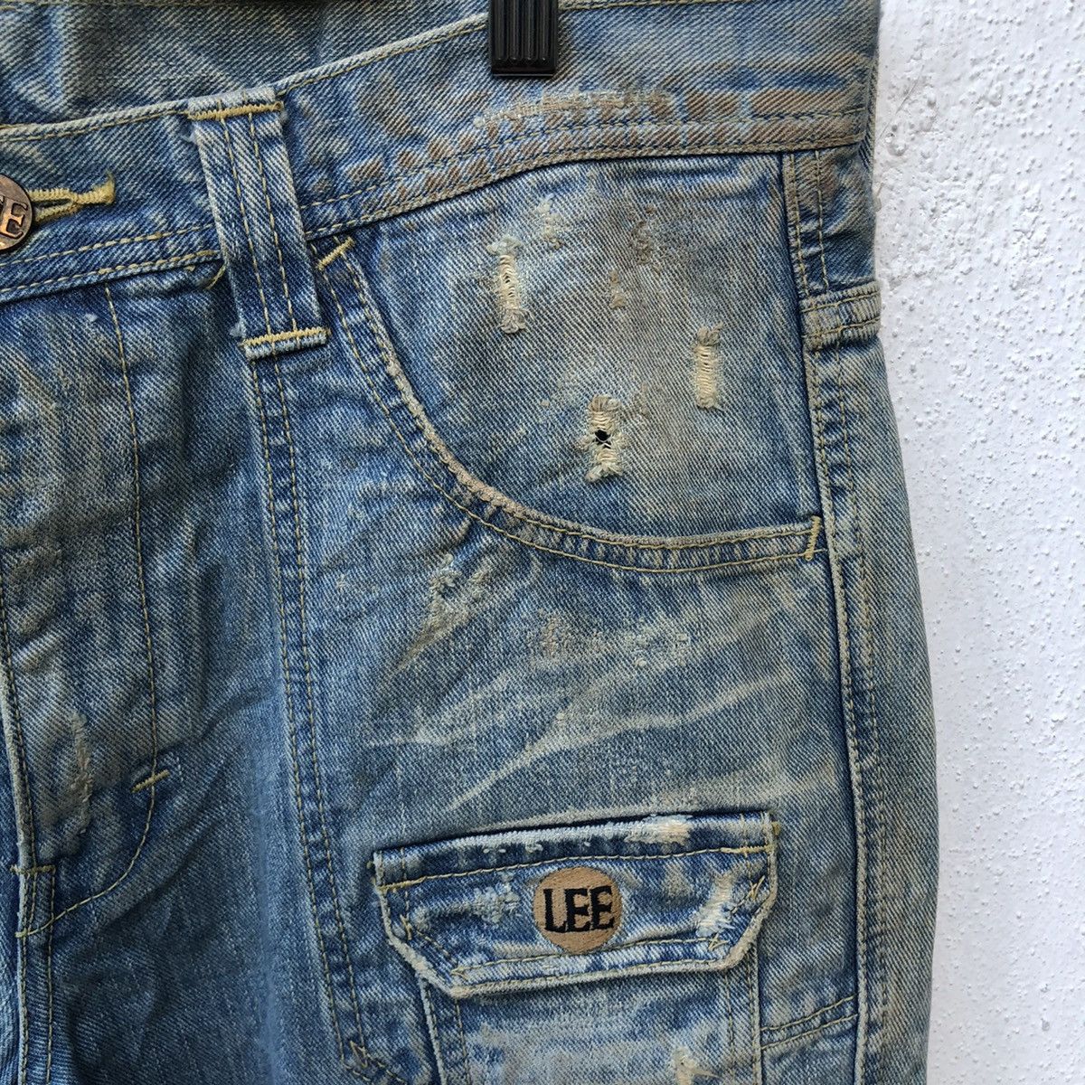 Japanese Brand JAPANESE BRAND VINTAGE LEE Bush pants DISTRESSED DENIM Size US 37 - 13 Thumbnail
