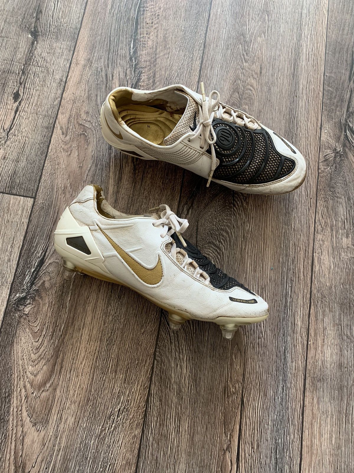 total 90 boots 2002