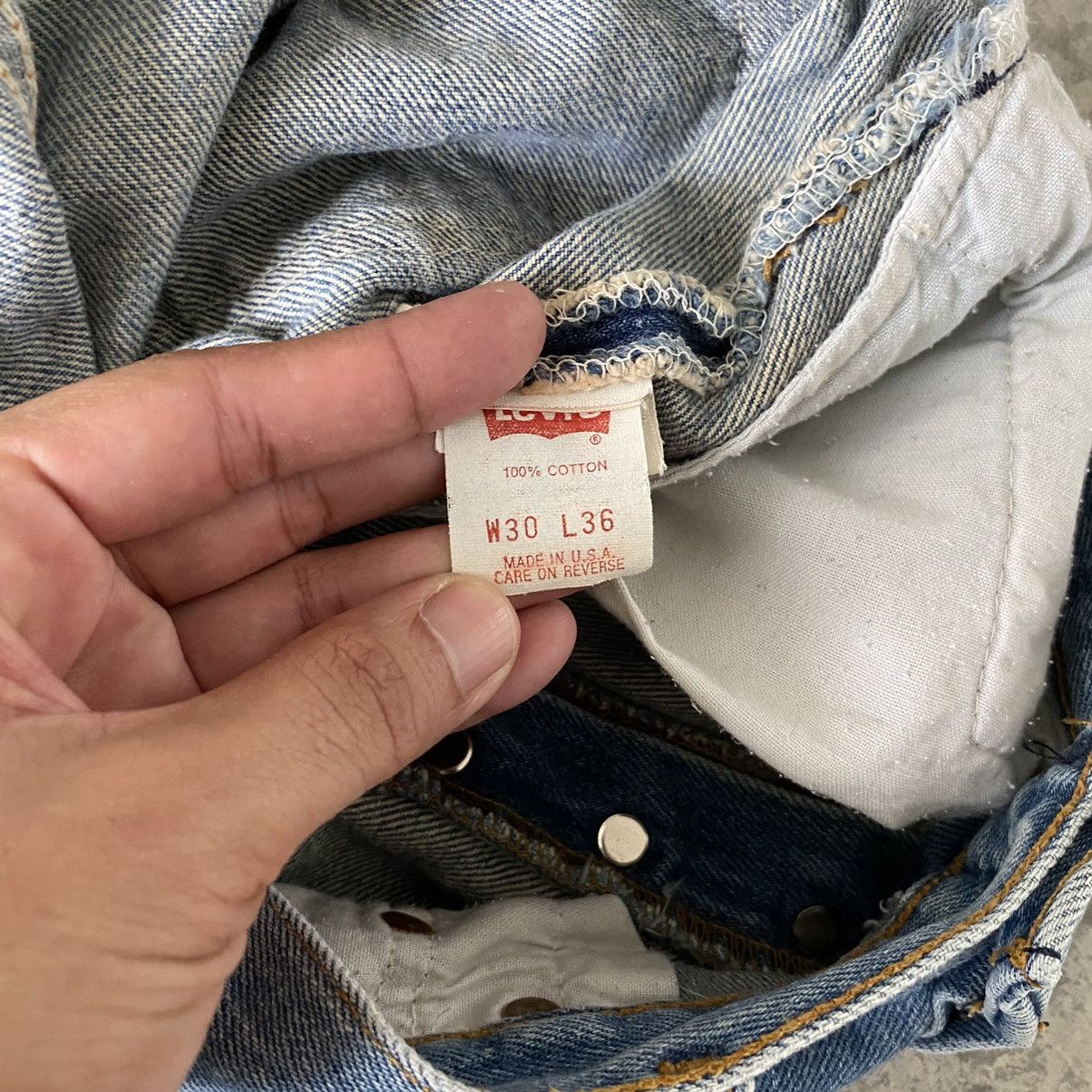 Levi's Size 28x33 Vintage 90's Levi's 501 Washed Blue Jeans Size US 28 / EU 44 - 14 Thumbnail