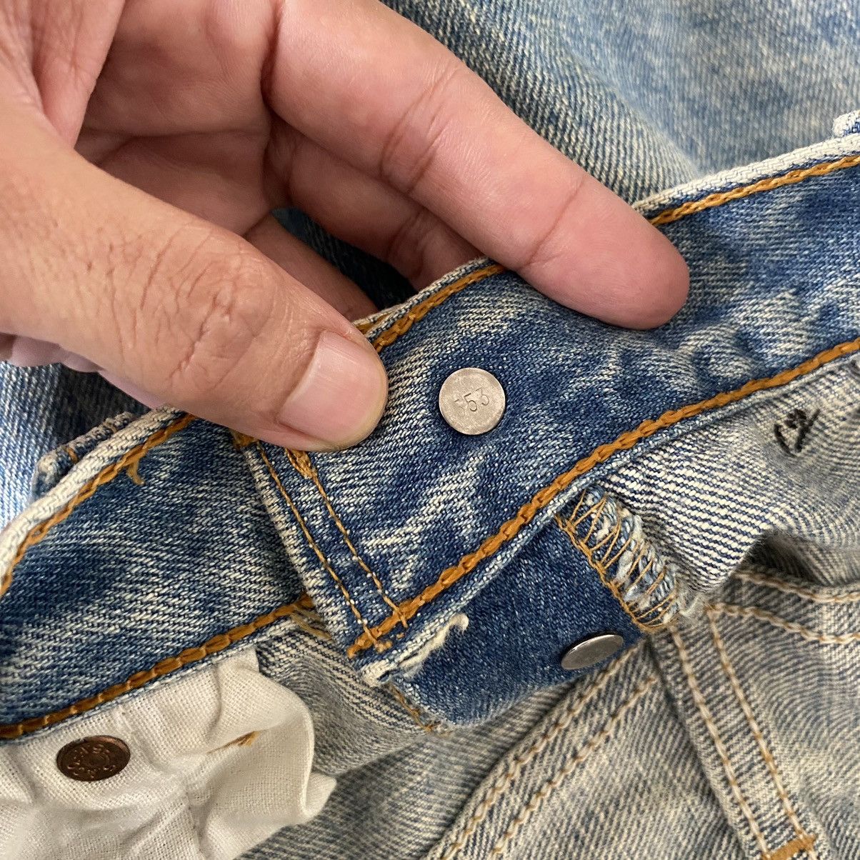 Levi's Size 29x31.5 Vintage 90's Levi's 501 Faded Dirty Jeans Size US 29 - 11 Thumbnail