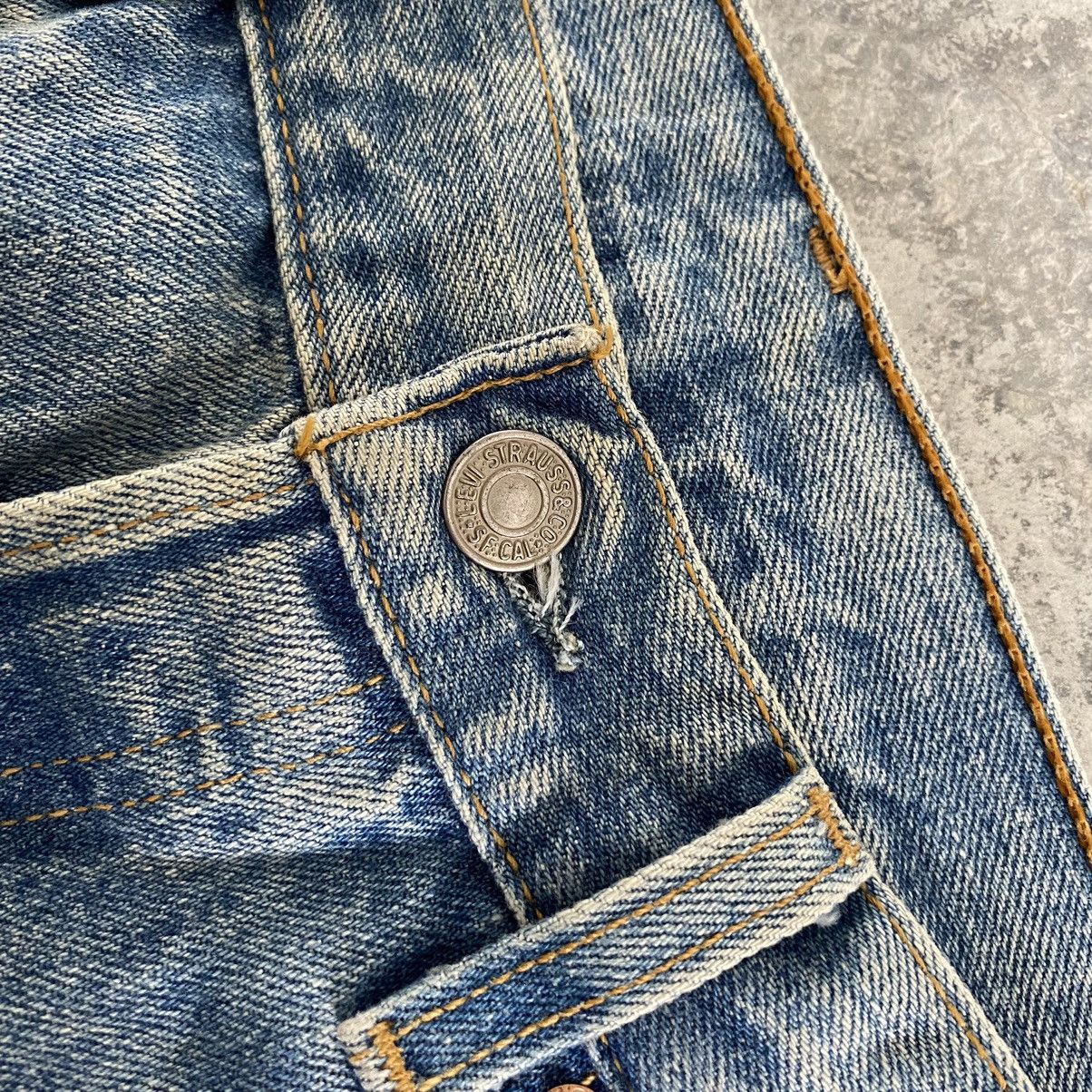 Levi's Size 29x31.5 Vintage 90's Levi's 501 Faded Dirty Jeans Size US 29 - 10 Thumbnail