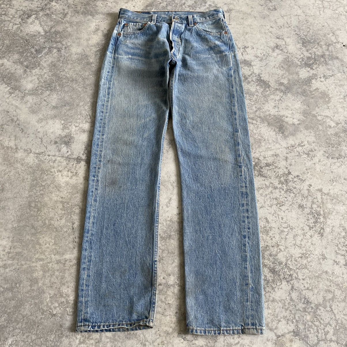 Levi's Size 29x31.5 Vintage 90's Levi's 501 Faded Dirty Jeans Size US 29 - 2 Thumbnail