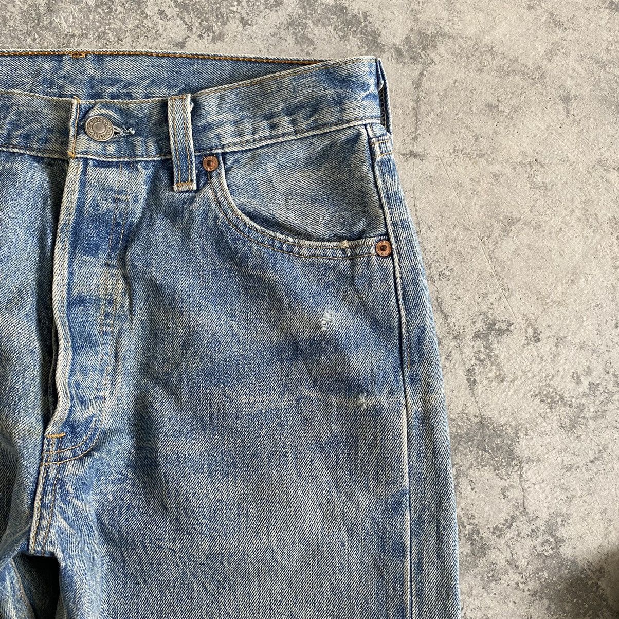 Levi's Size 29x31.5 Vintage 90's Levi's 501 Faded Dirty Jeans Size US 29 - 7 Thumbnail
