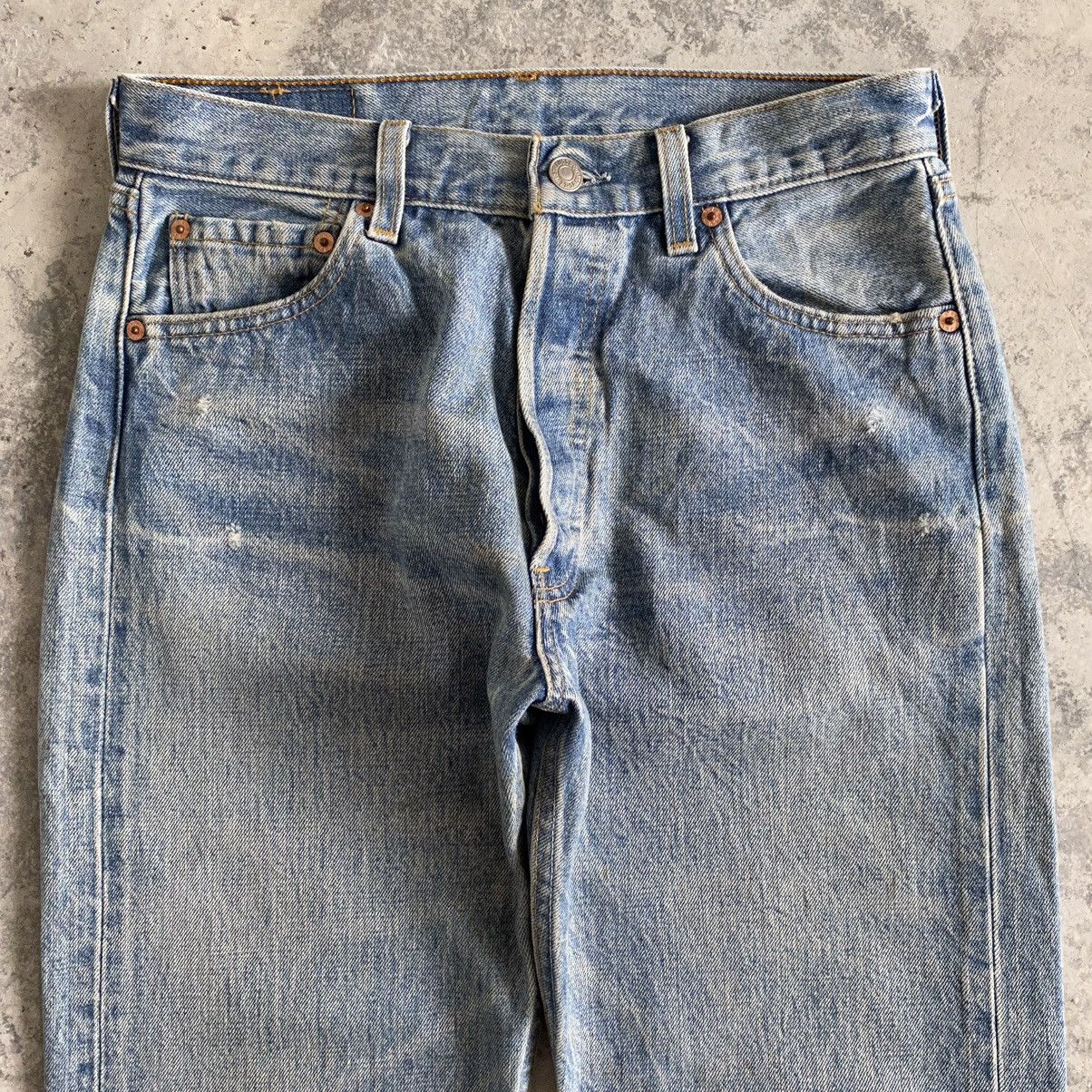 Levi's Size 29x31.5 Vintage 90's Levi's 501 Faded Dirty Jeans Size US 29 - 6 Thumbnail