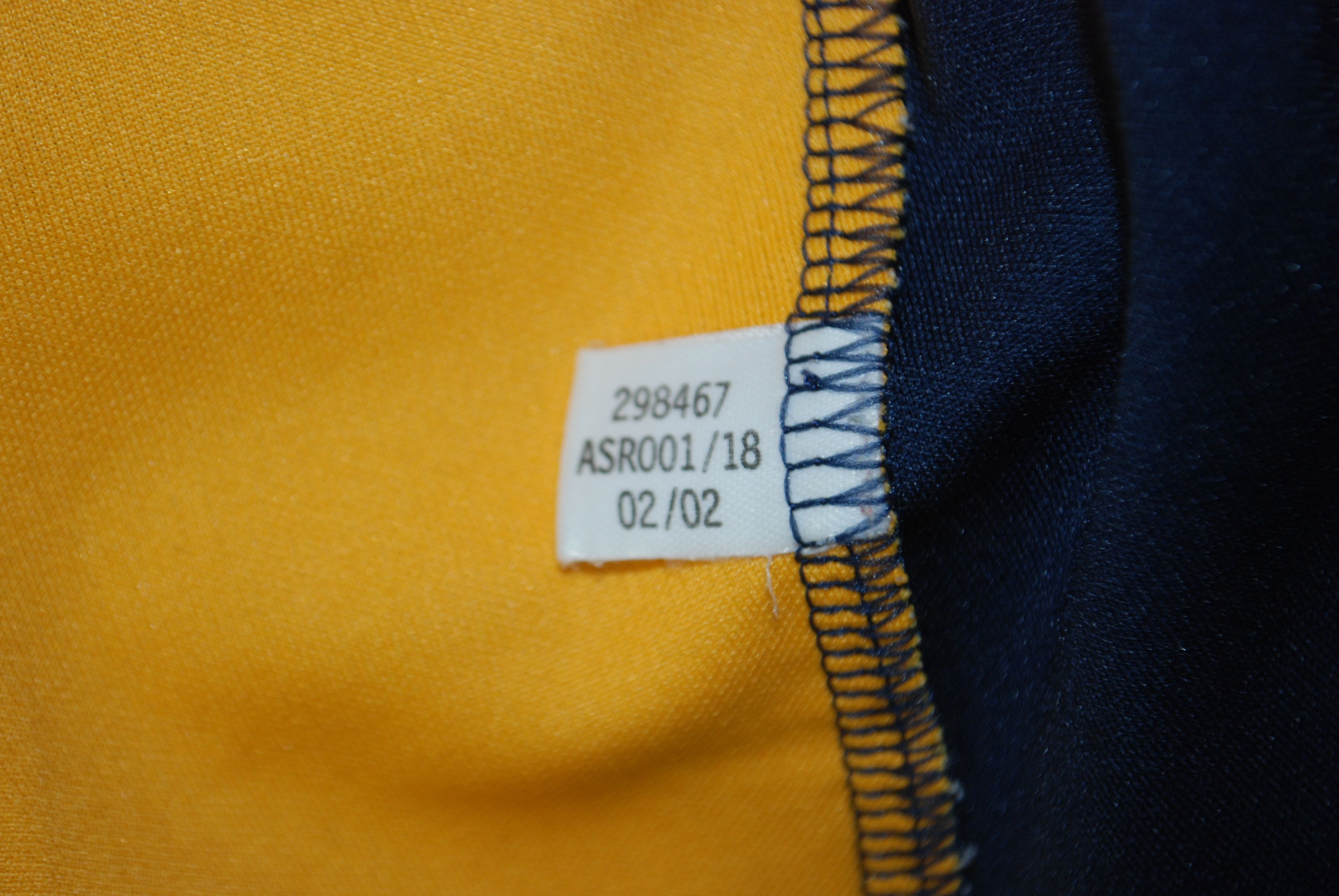 Adidas #10 TRISTAN SPAIN TEAM 2002 2003 THIRD FOOTBALL SHIRT Size US L / EU 52-54 / 3 - 8 Thumbnail