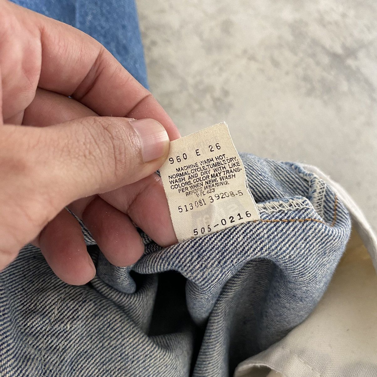 Jean × Levi's × Vintage Size 33x29.5 Vintage 90’s Levi's 505 Faded Blue Jeans Size US 33 - 19 Thumbnail