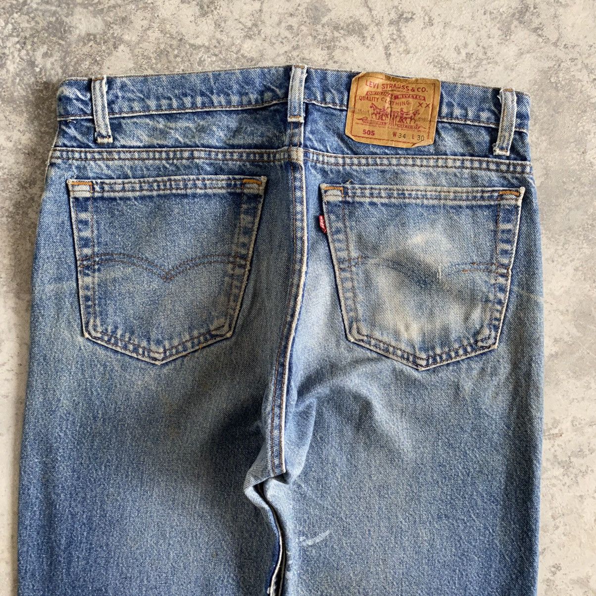Jean × Levi's × Vintage Size 33x29.5 Vintage 90’s Levi's 505 Faded Blue Jeans Size US 33 - 15 Thumbnail