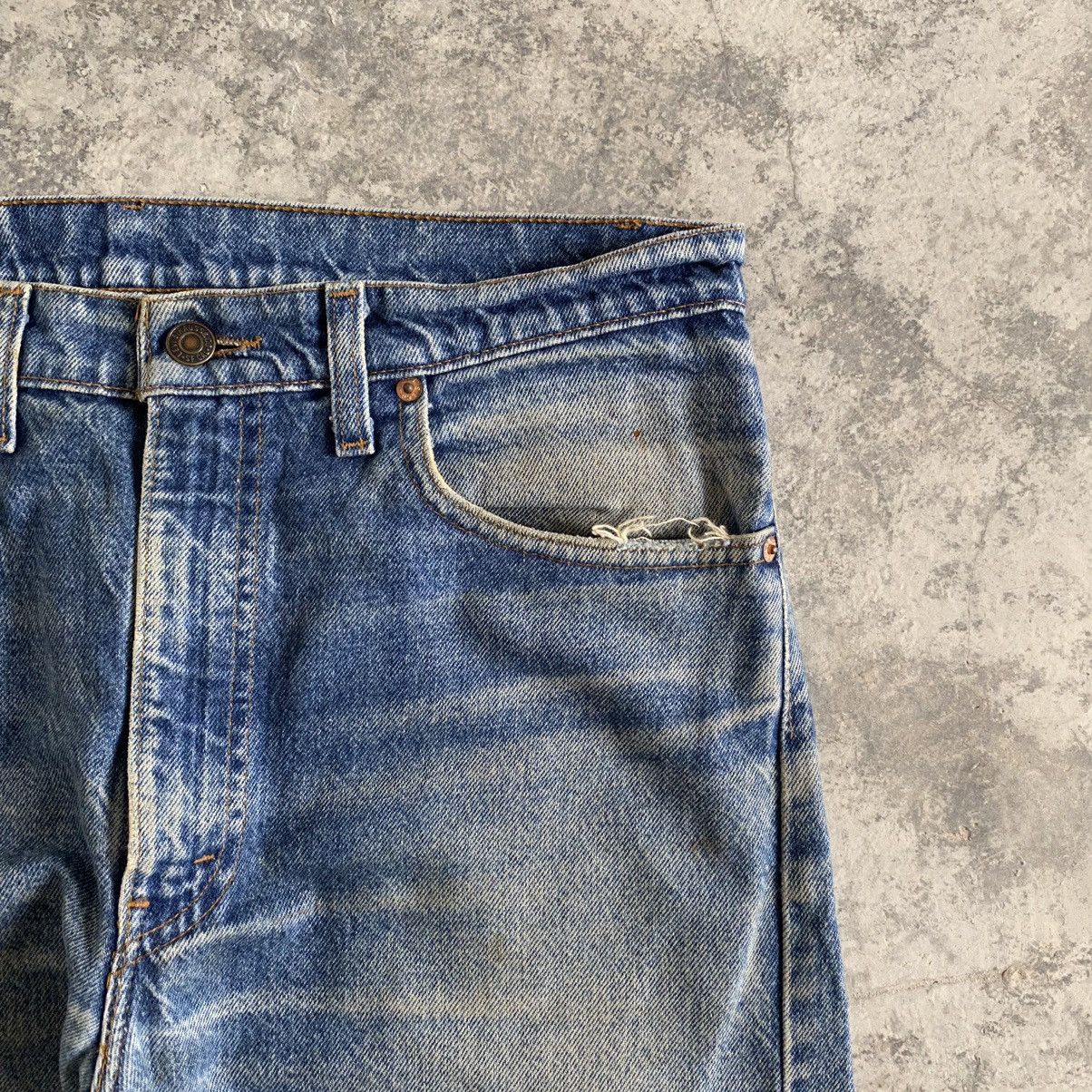 Jean × Levi's × Vintage Size 33x29.5 Vintage 90’s Levi's 505 Faded Blue Jeans Size US 33 - 6 Thumbnail