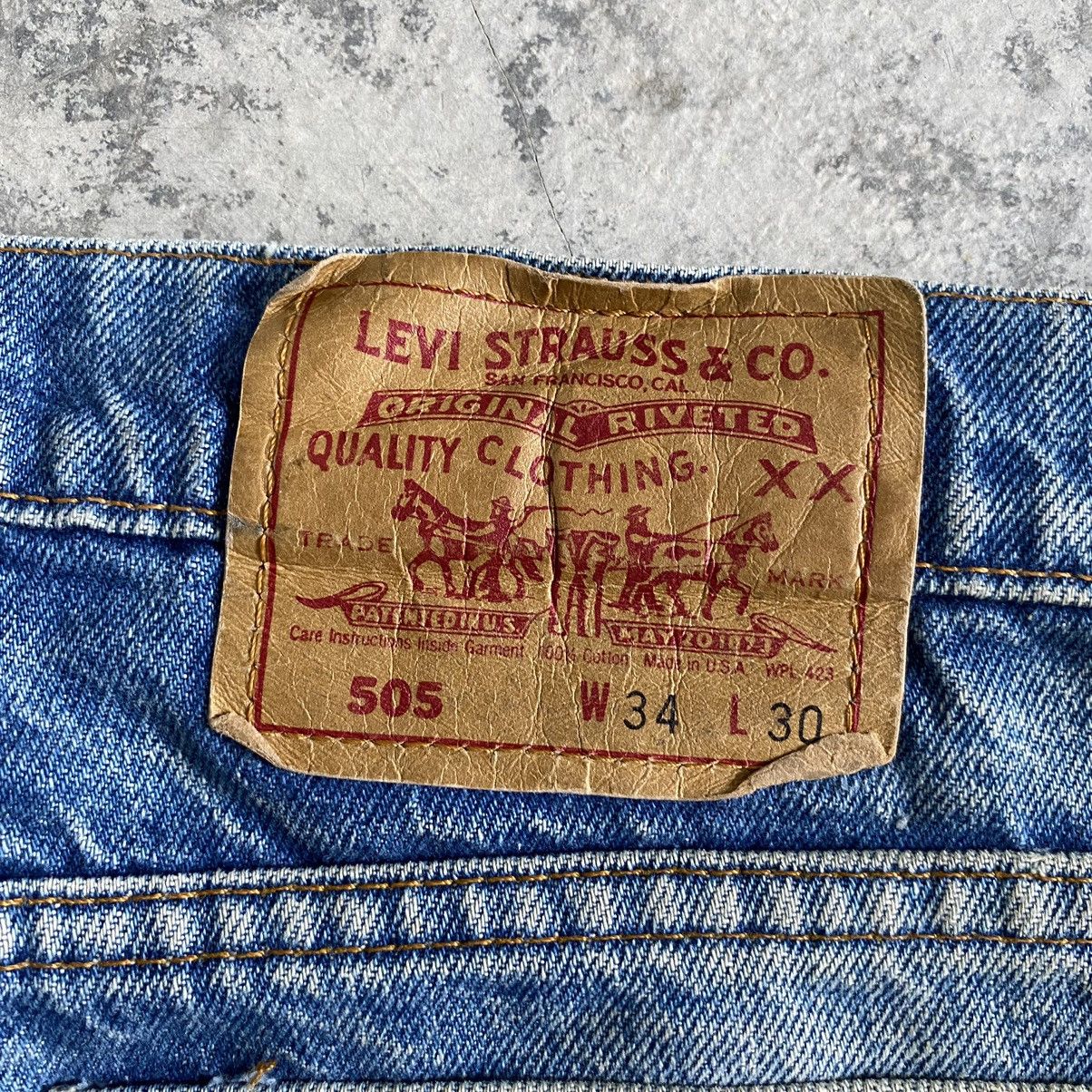 Jean × Levi's × Vintage Size 33x29.5 Vintage 90’s Levi's 505 Faded Blue Jeans Size US 33 - 17 Thumbnail