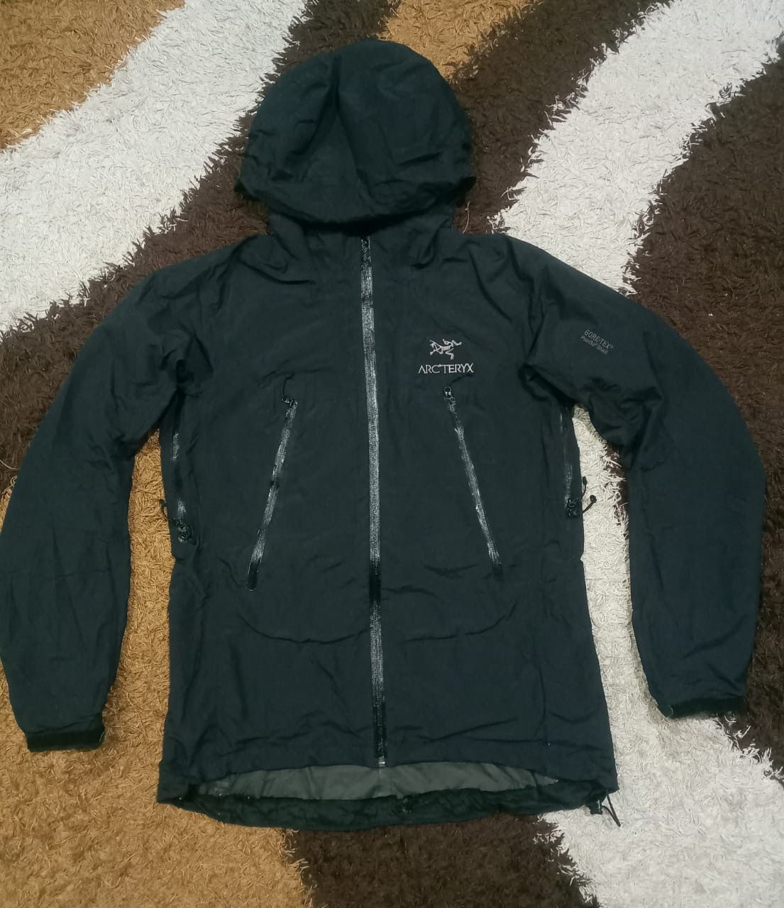 Arc'teryx × Goretex Arc’teryx Gore-tex Paclite Shell windbreaker | Grailed