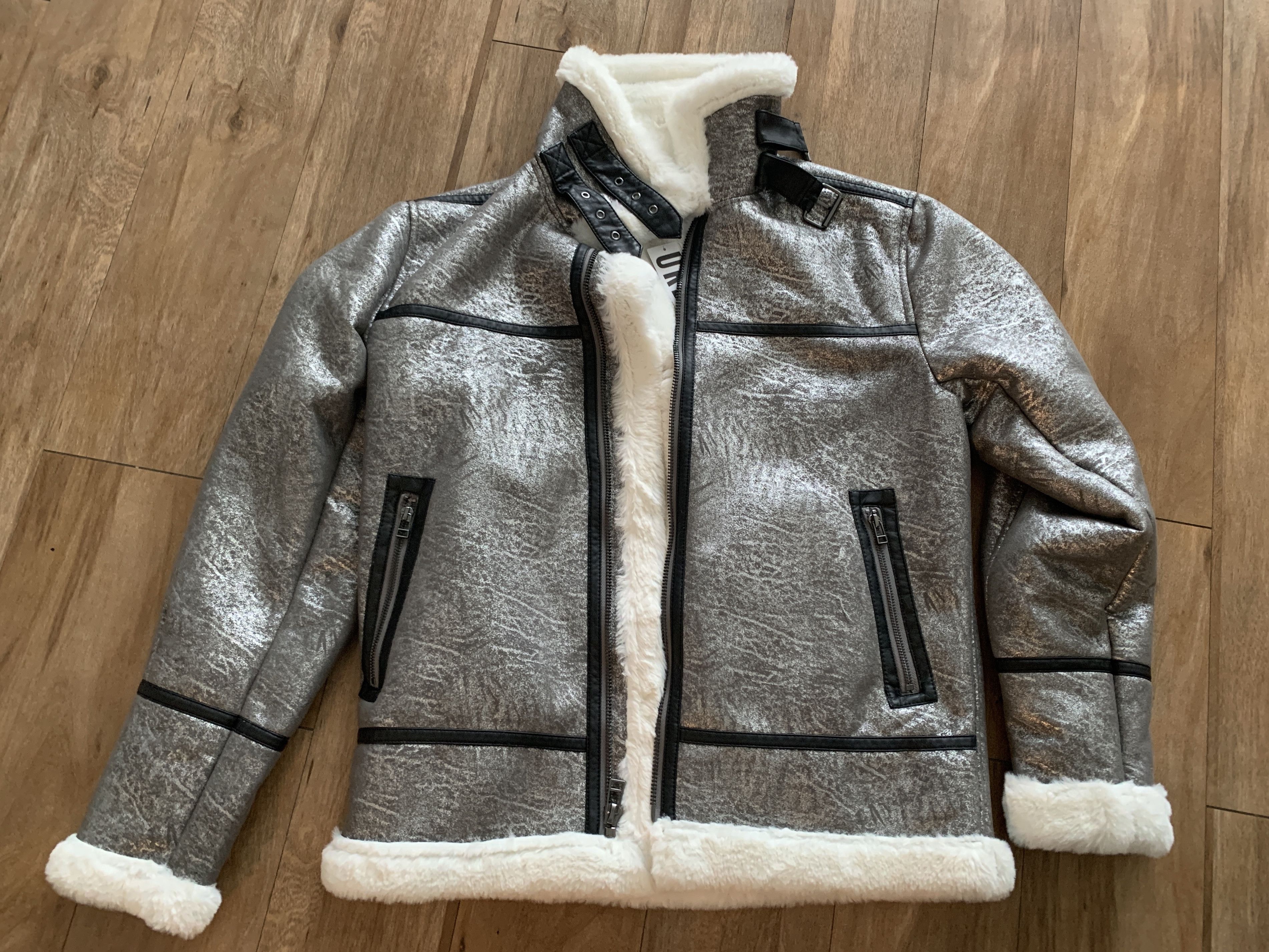 Urban Outfitters Urban Outfitters Faux Shearling Silver Bomber Jacket Coat Size US L / EU 52-54 / 3 - 7 Thumbnail
