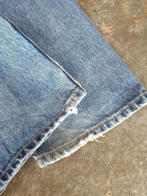 Levi's Vintage Levi's Jeans 505 Light Blue Denim 38x30 Size US 38 / EU 54 - 3 Thumbnail