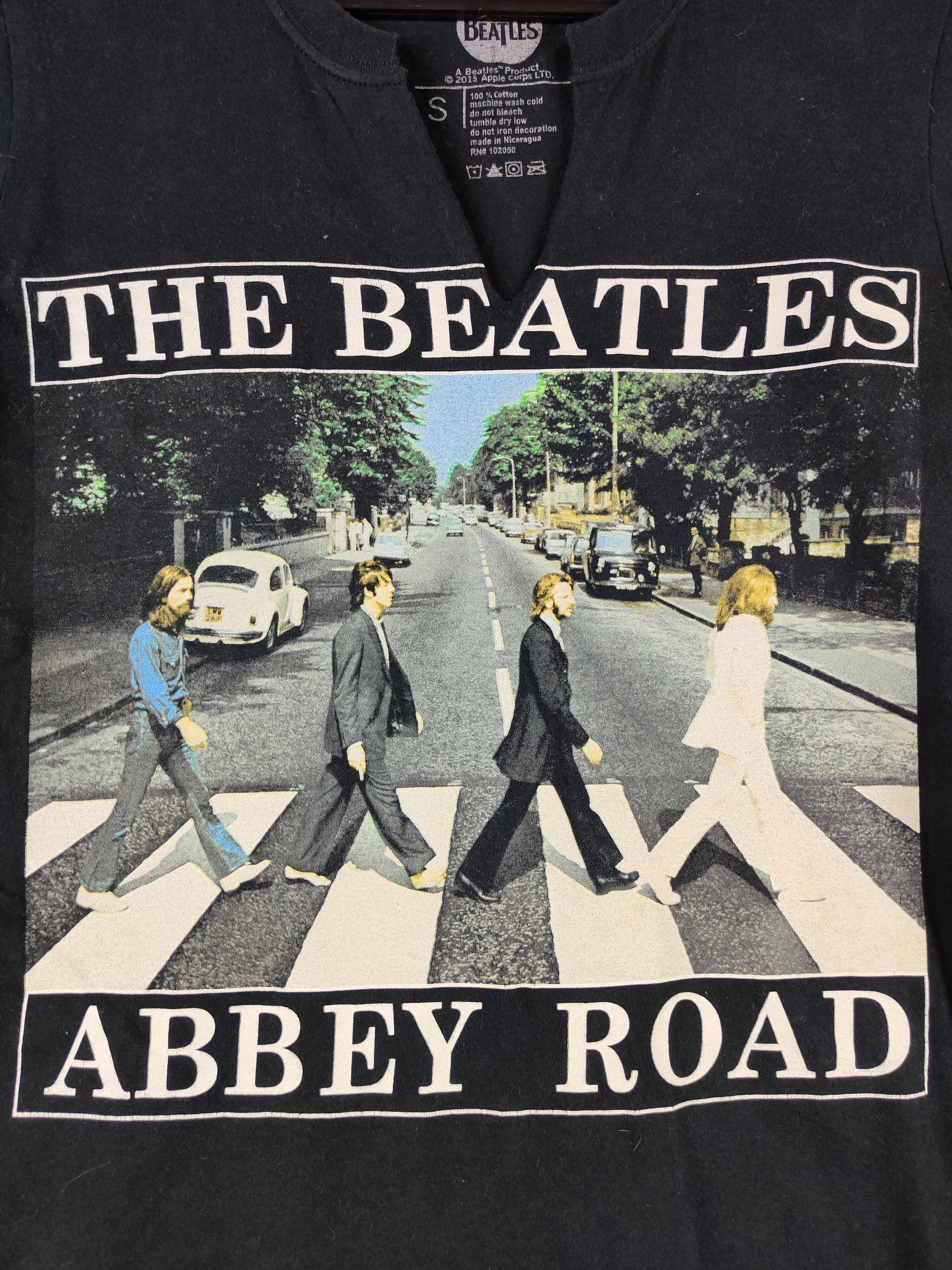 Band Tees The Beatles- Abbey Road Black Short Sleeve T-shirt #S671 Size US S / EU 44-46 / 1 - 3 Thumbnail