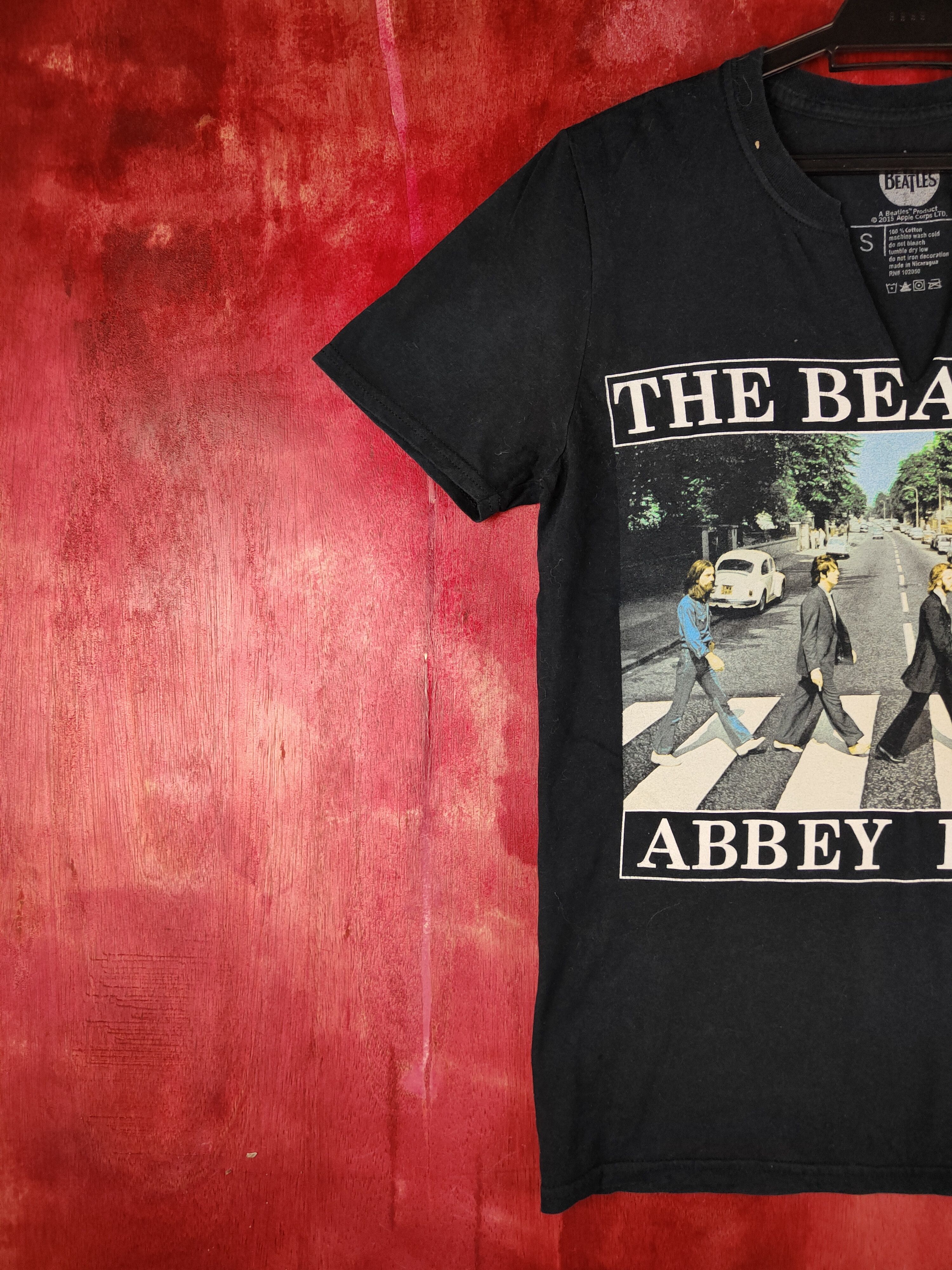 Band Tees The Beatles- Abbey Road Black Short Sleeve T-shirt #S671 Size US S / EU 44-46 / 1 - 5 Thumbnail