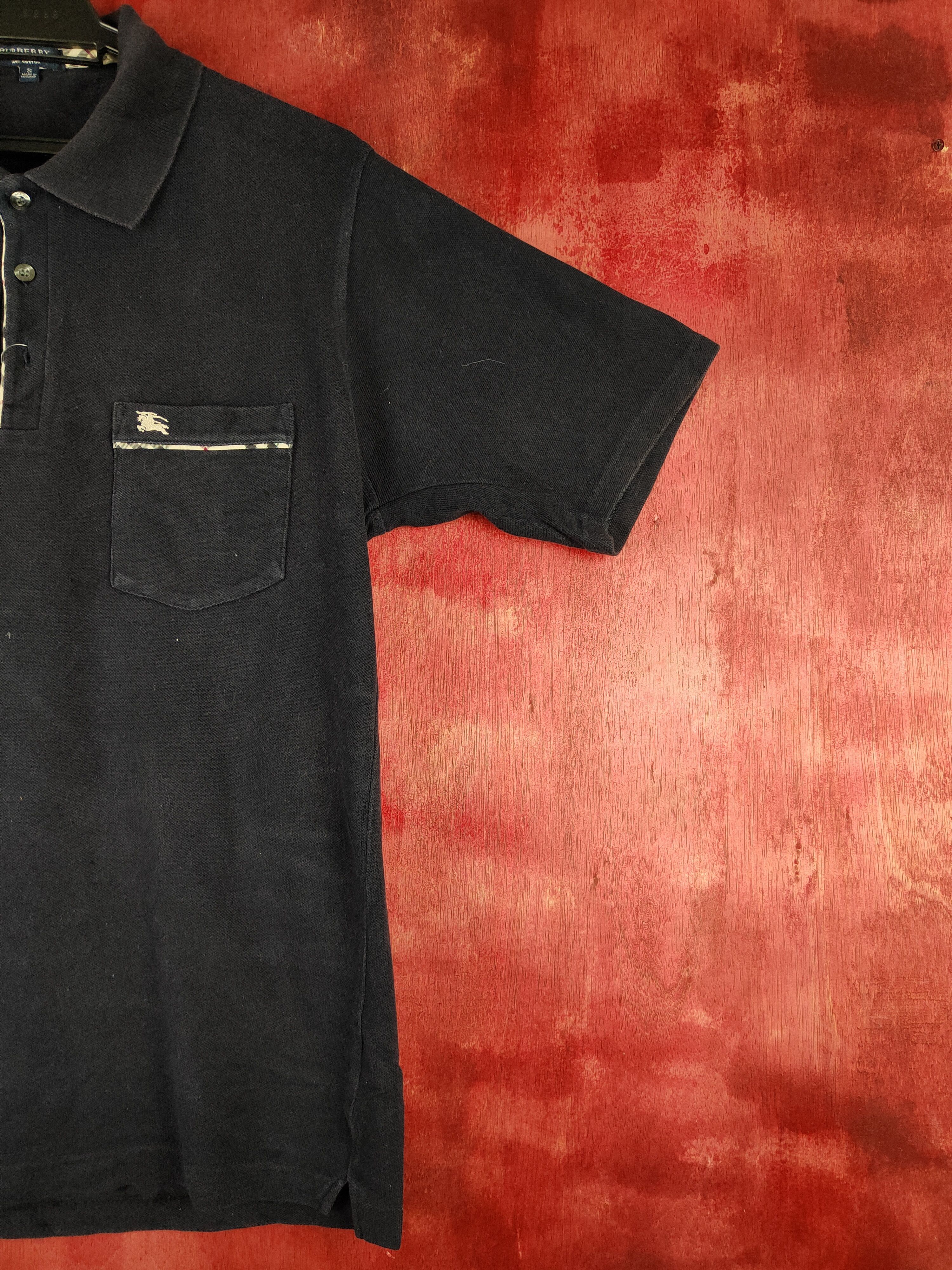 Burberry Burberry Dark Blue Faded Short Sleeve T-shirt #S676 Size US S / EU 44-46 / 1 - 7 Thumbnail