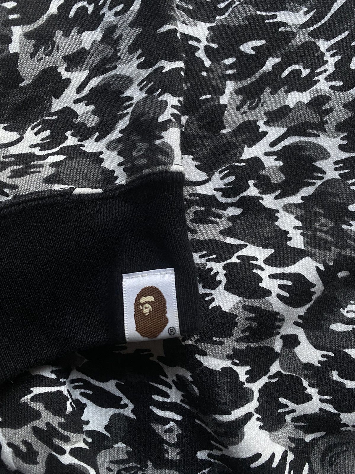 Bape Bape leopard ape camo hoodie Size US L / EU 52-54 / 3 - 3 Thumbnail