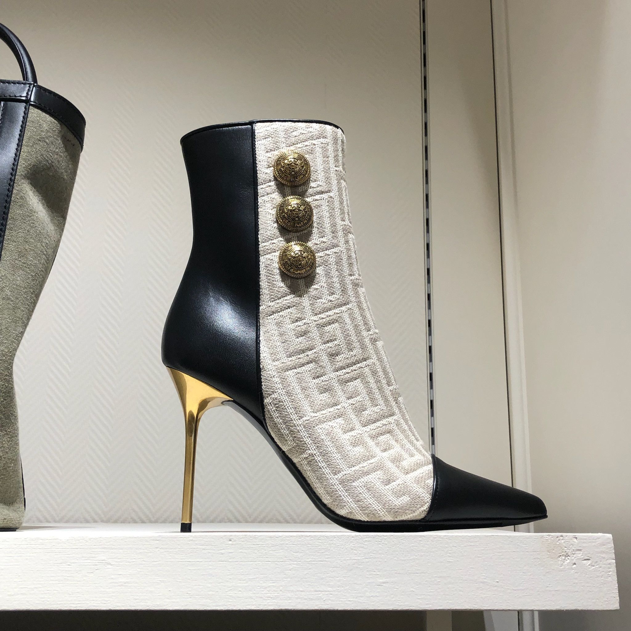 o1w1odb1y Women's Ankle Boot Roni Monogram Linen & Calf Skin