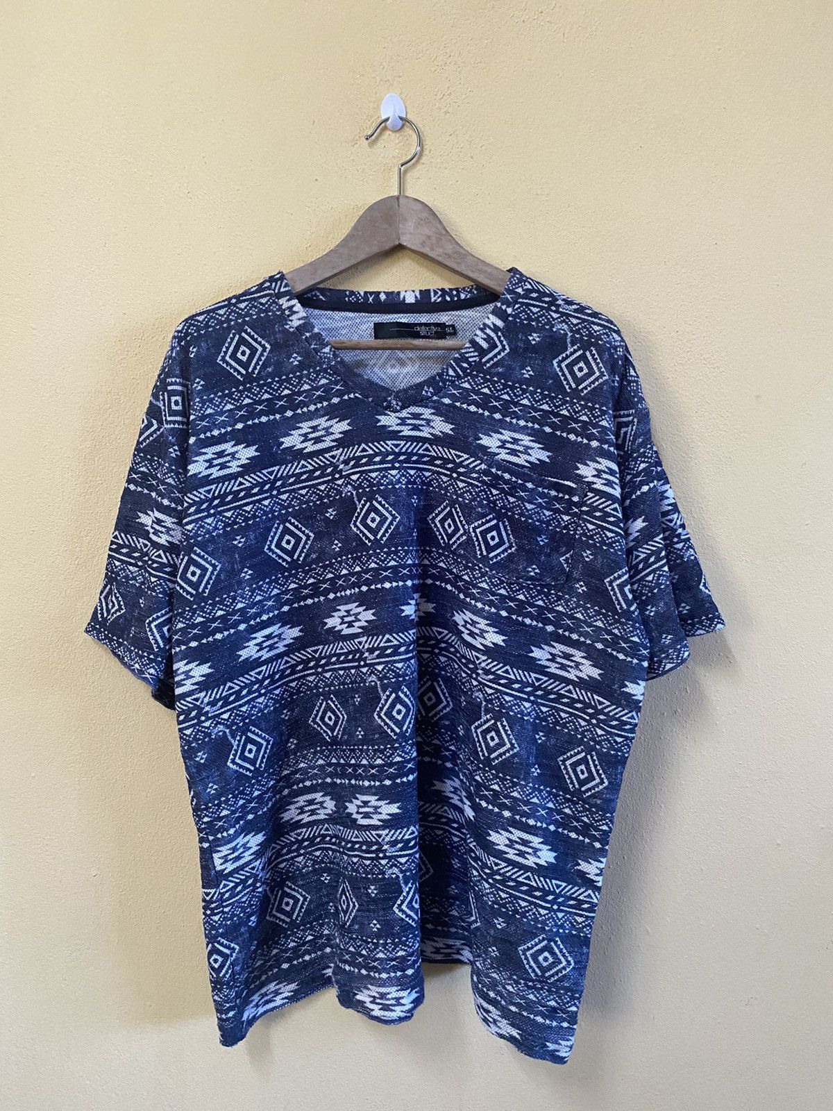 Steals💥 Navajo Fashion Tee