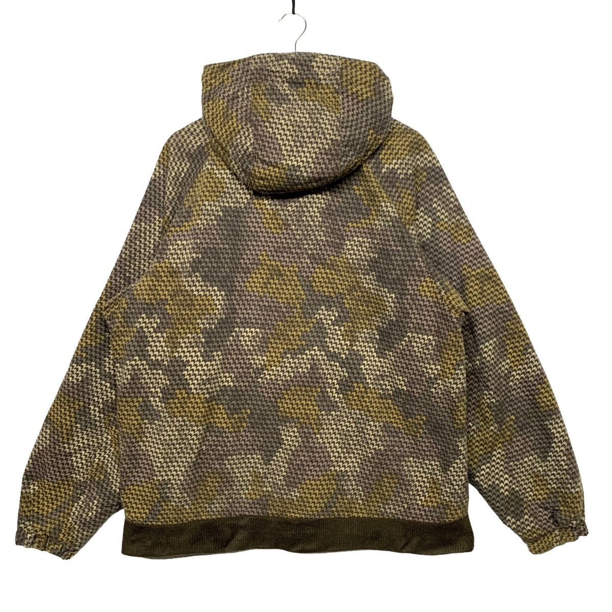 Columbia Vintage Columbia Sportswear Camouflage Hoodie Jacket Size L Size US L / EU 52-54 / 3 - 5 Thumbnail