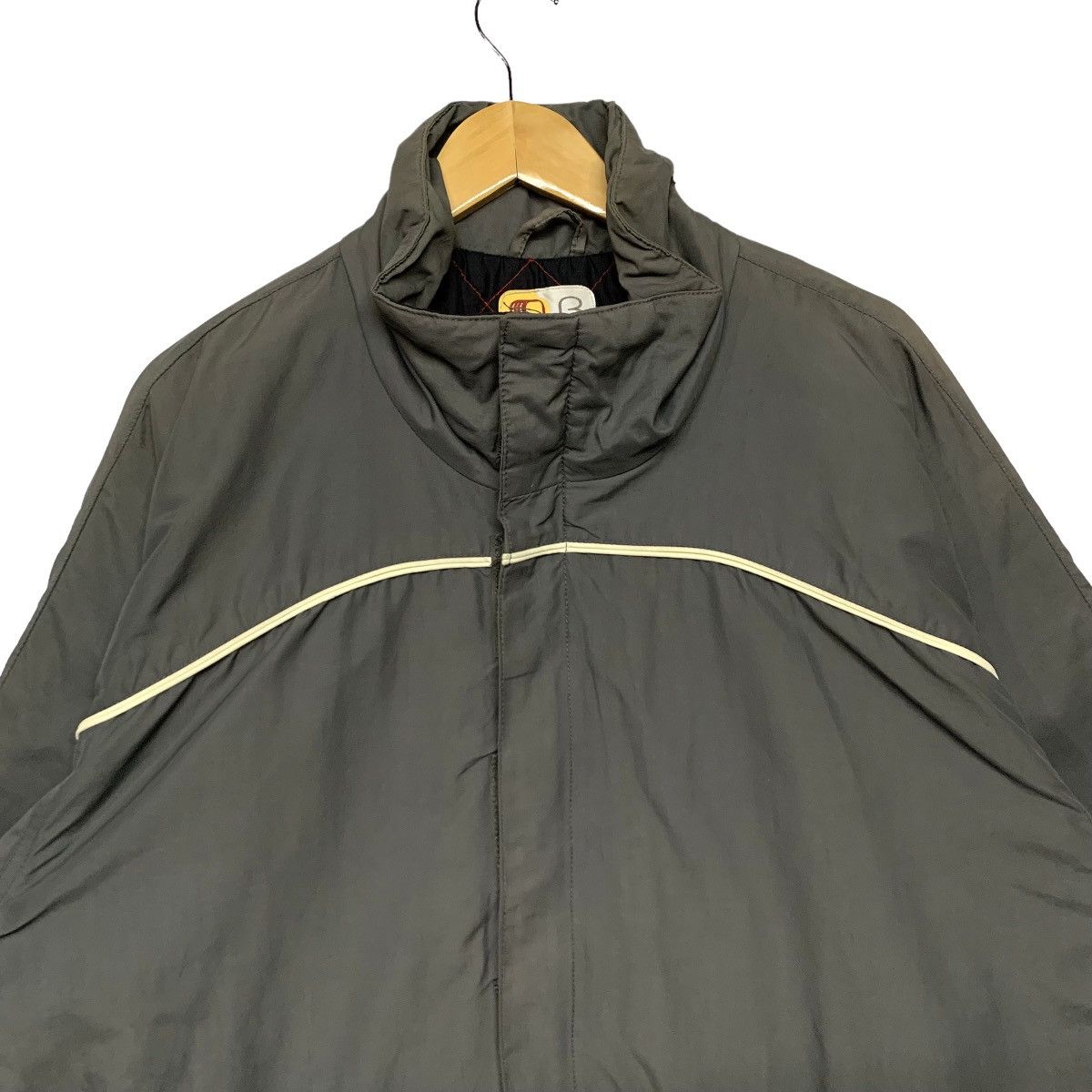 Burton Vintage Burton Snowboard Waterproof Outdoor Jacket Size US L / EU 52-54 / 3 - 2 Thumbnail