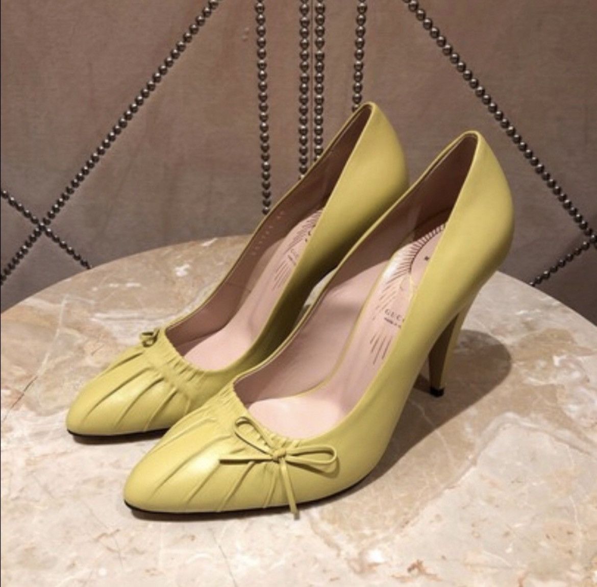 Gucci Bow detail leather pumps