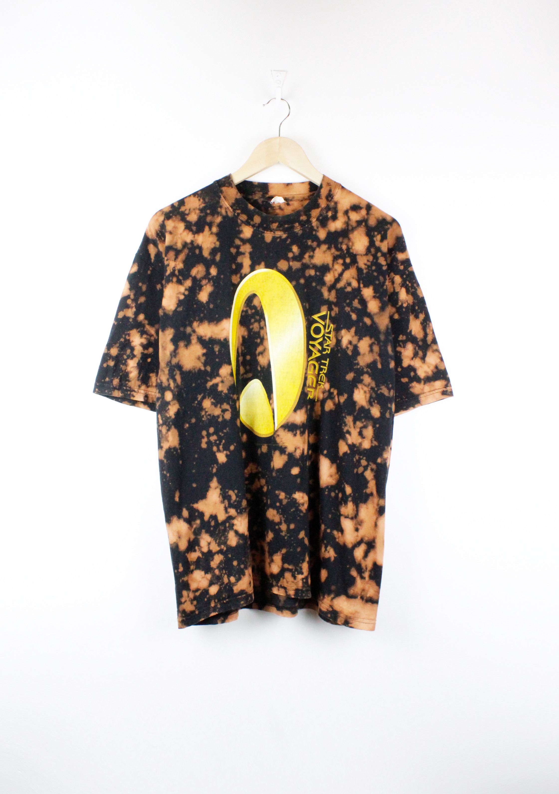 Cartoon Network × Vintage Vintage 1998 Star Trek Voyager Tie Dye Graphic T-shirt Size US XL / EU 56 / 4 - 1 Thumbnail