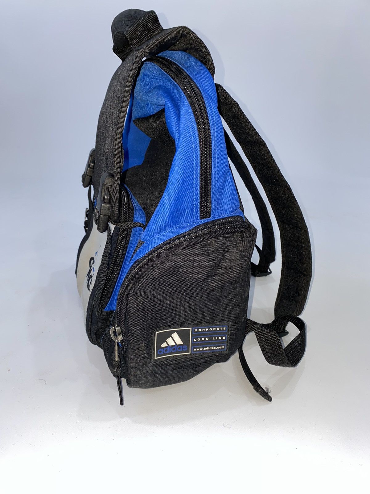 Adidas × Japanese Brand × Vintage Vintage Adidas Bag Pack Size ONE SIZE - 2 Thumbnail