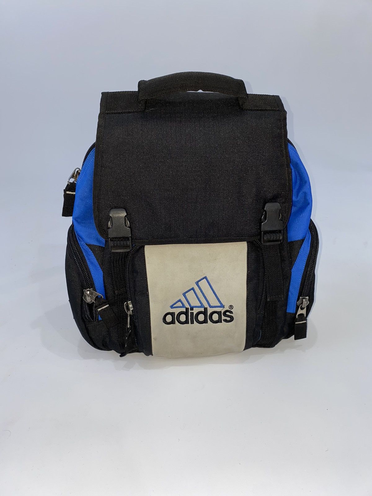 Adidas × Japanese Brand × Vintage Vintage Adidas Bag Pack Size ONE SIZE - 1 Thumbnail