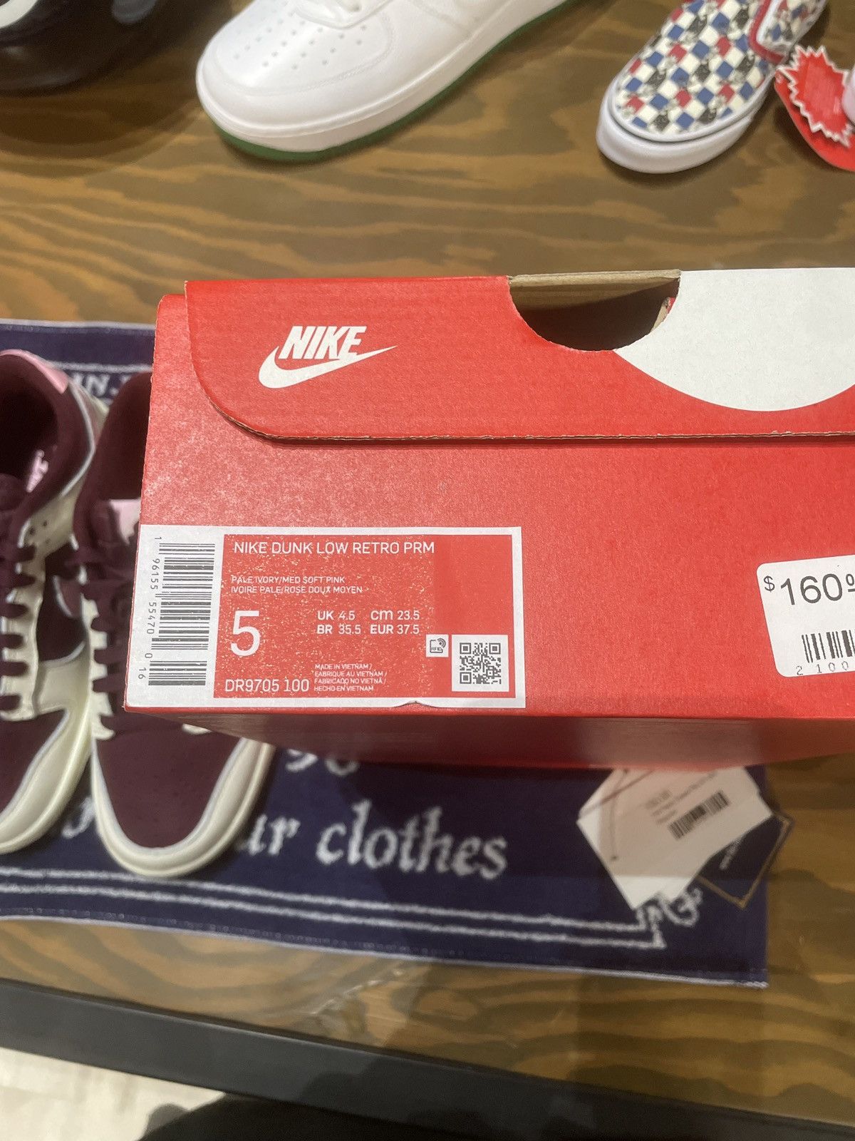 Nike Nike Dunk Low Premium Valentines Day (2023) - DR9705 100 Size US 11.5 / EU 44-45 - 10 Thumbnail
