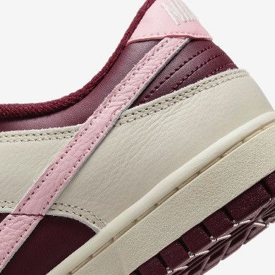 Nike Nike Dunk Low Premium Valentines Day (2023) - DR9705 100 Size US 11.5 / EU 44-45 - 7 Thumbnail