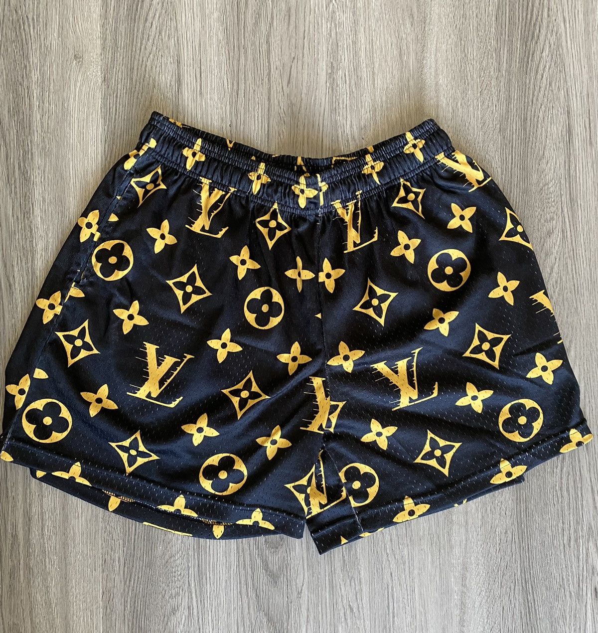 Bravest studios LV ロゴプリント ショートパンツ Bravest studios LV ロゴプリント ショートパンツ