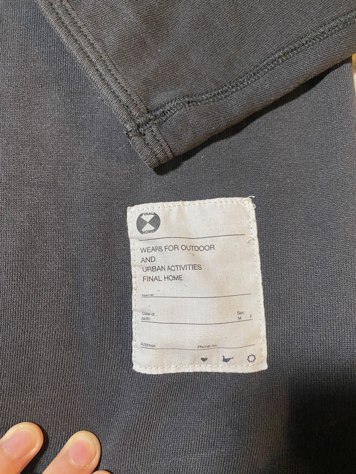 90’s Archive Final Home Black Hoodie Mock Neck