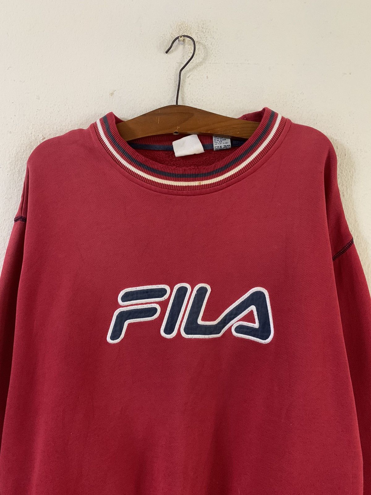 Fila Vintage Fila Spellout Big Logo Sweatshirt Madr in Canada Size US XL / EU 56 / 4 - 4 Thumbnail