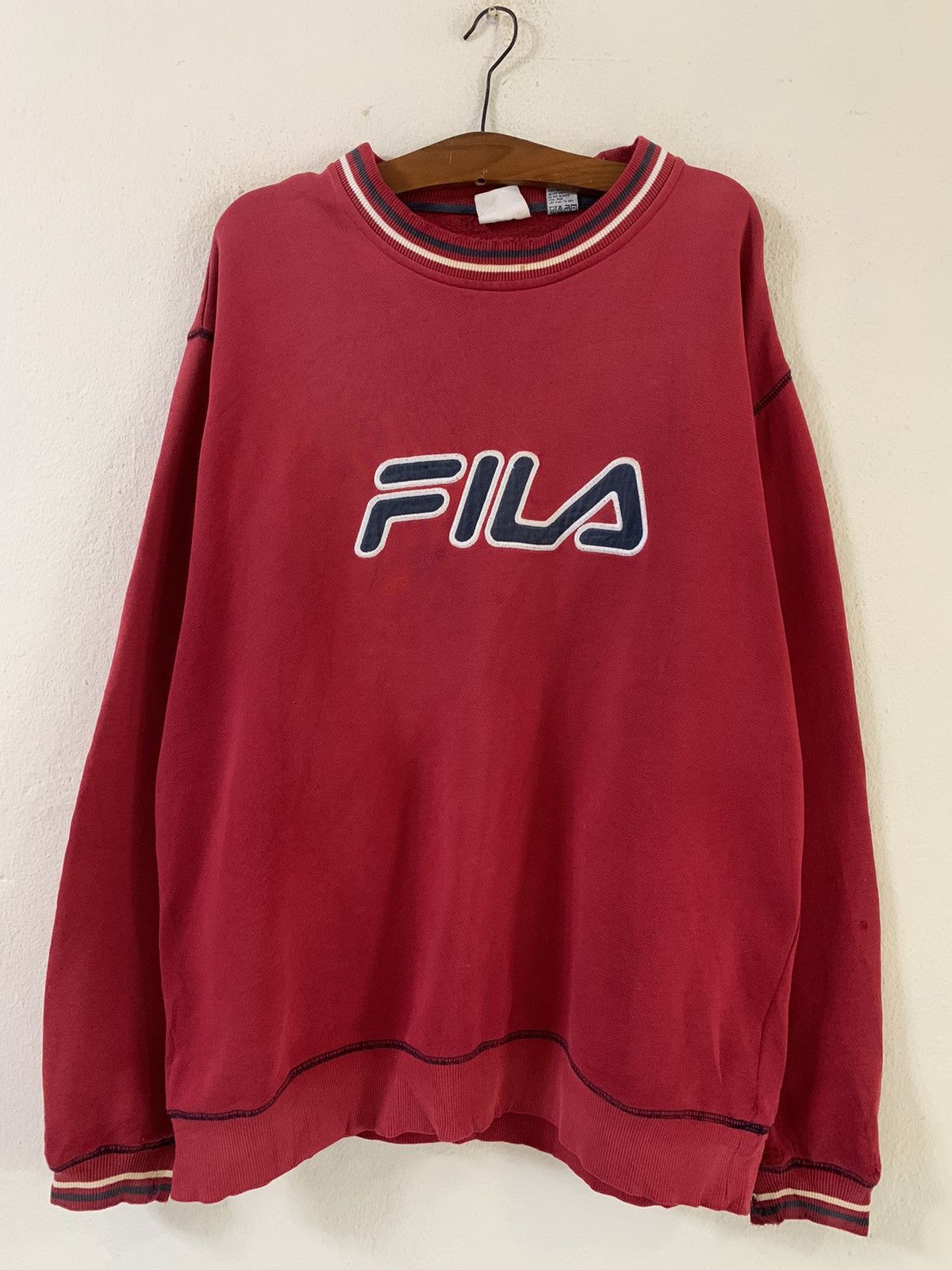 Fila Vintage Fila Spellout Big Logo Sweatshirt Madr in Canada Size US XL / EU 56 / 4 - 1 Thumbnail