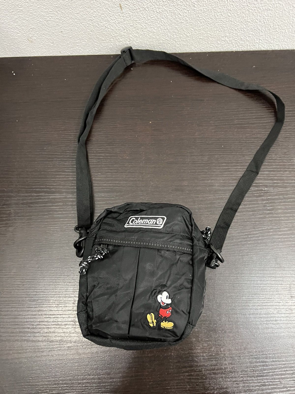 Coleman Coleman X Mickey Mouse Sling Bag Size ONE SIZE - 2 Thumbnail
