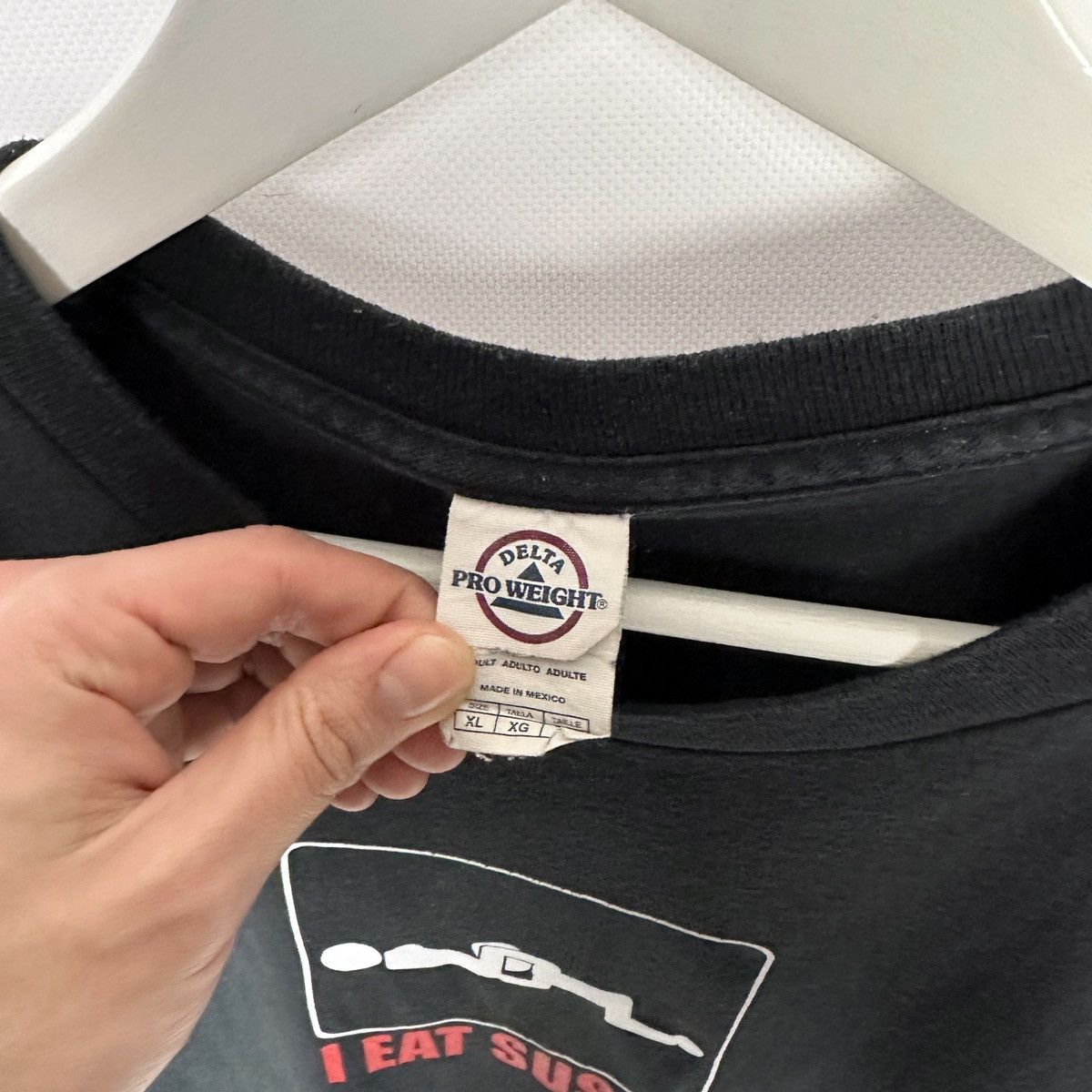 Vintage Vintage Y2K I Eat Sushi Humor Pornstar Sex tee Oversize Size US XL / EU 56 / 4 - 4 Thumbnail