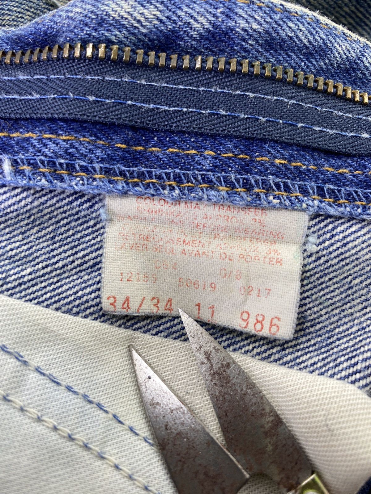 Levi's VINTAGE 90s LEVI'S 619 BLUE WASH JEANS - J646 Size US 34 / EU 50 - 5 Thumbnail