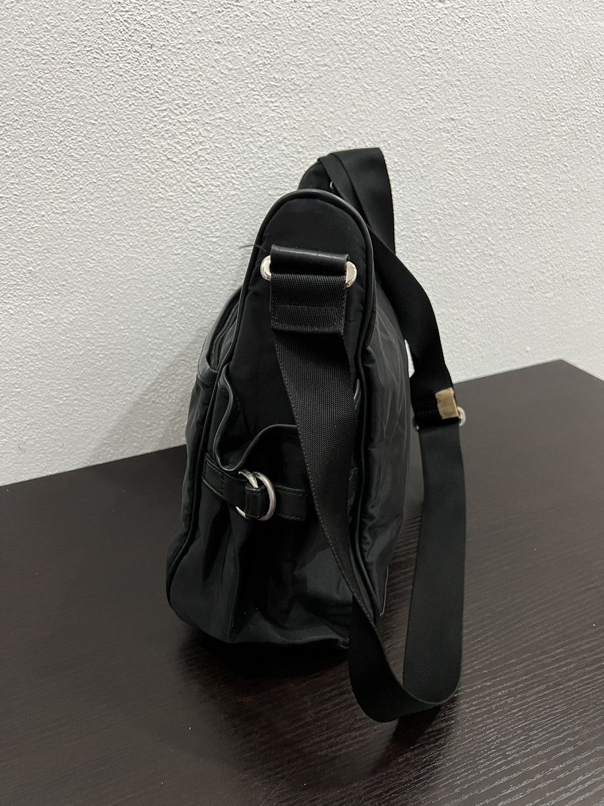 agnes b. Agnes B. Black Sling Bag Size ONE SIZE - 6 Thumbnail