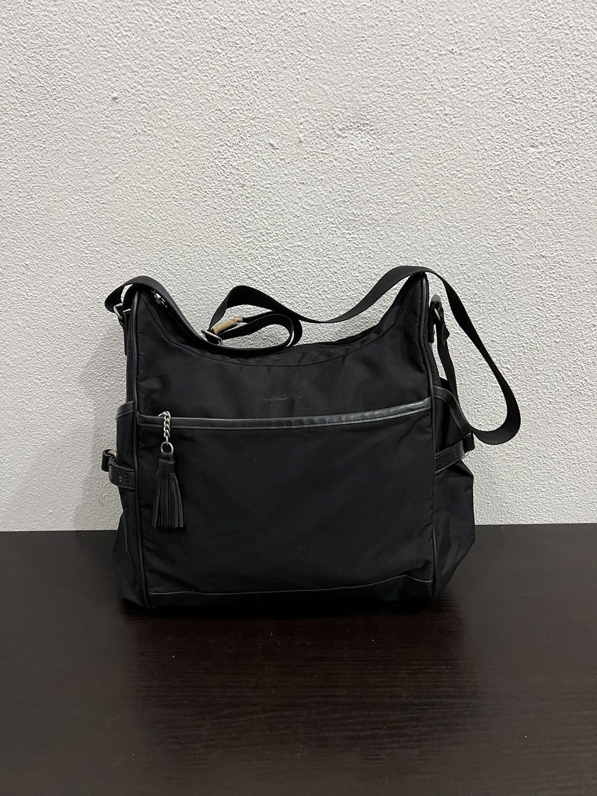 agnes b. Agnes B. Black Sling Bag Size ONE SIZE - 3 Thumbnail