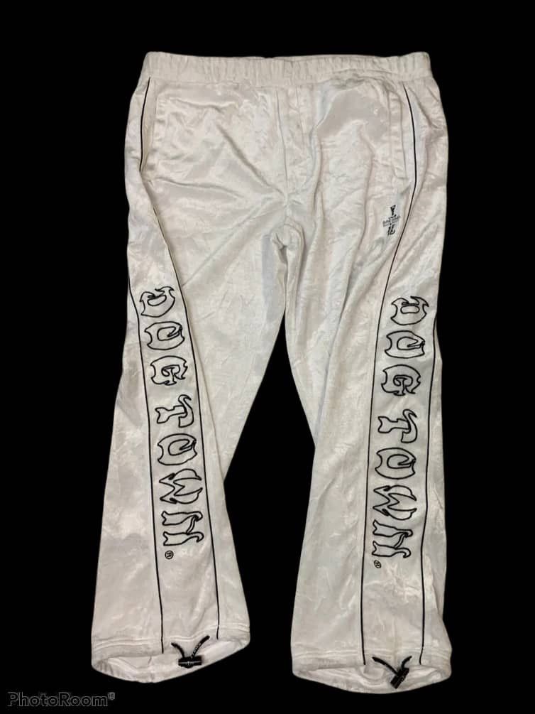 image of Dogtown x Skategang Vintage Dog Town Dragon Skateboard Embroidery Fleece Pants in White (Size 40)